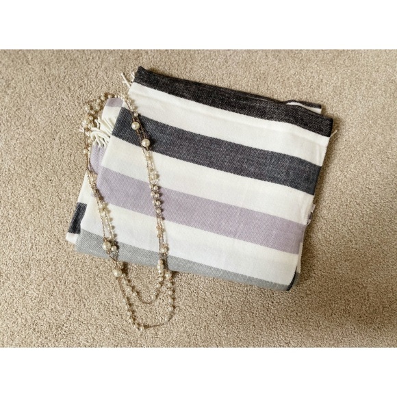 NWT Gap Scarf - Picture 1 of 4